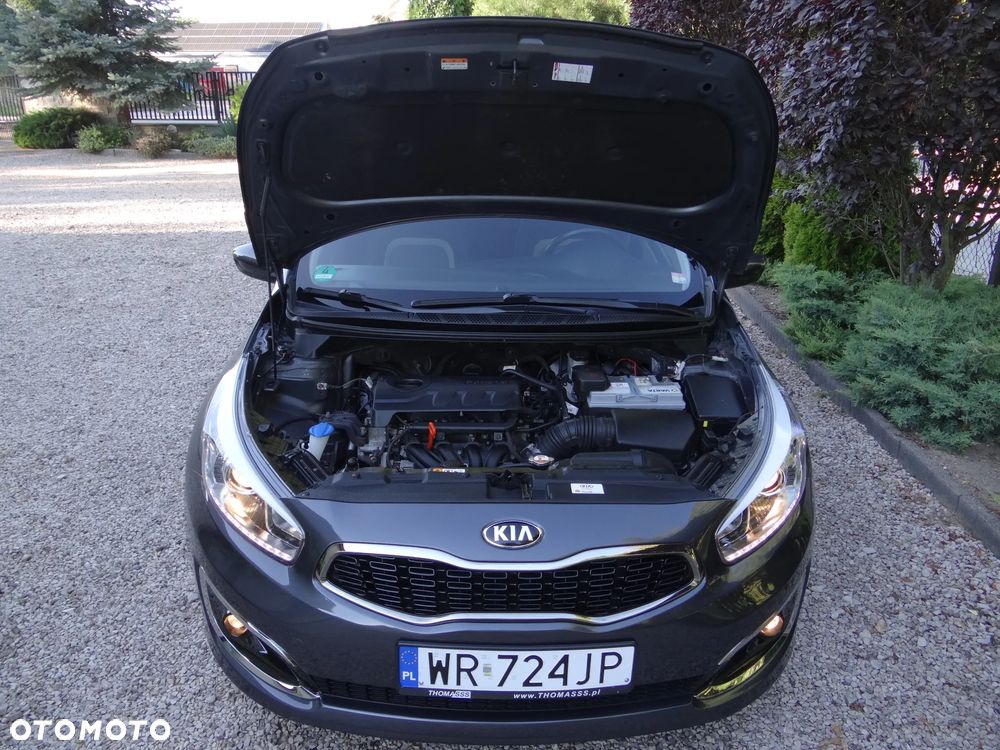 Kia Ceed 1.4 CVVT Dream-Team Edition - 15