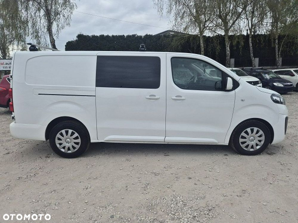 Opel Vivaro - 10