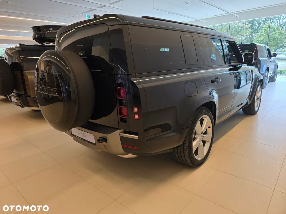 Land Rover Defender 3.0 D300 mHEV X-Dynamic HSE - 37