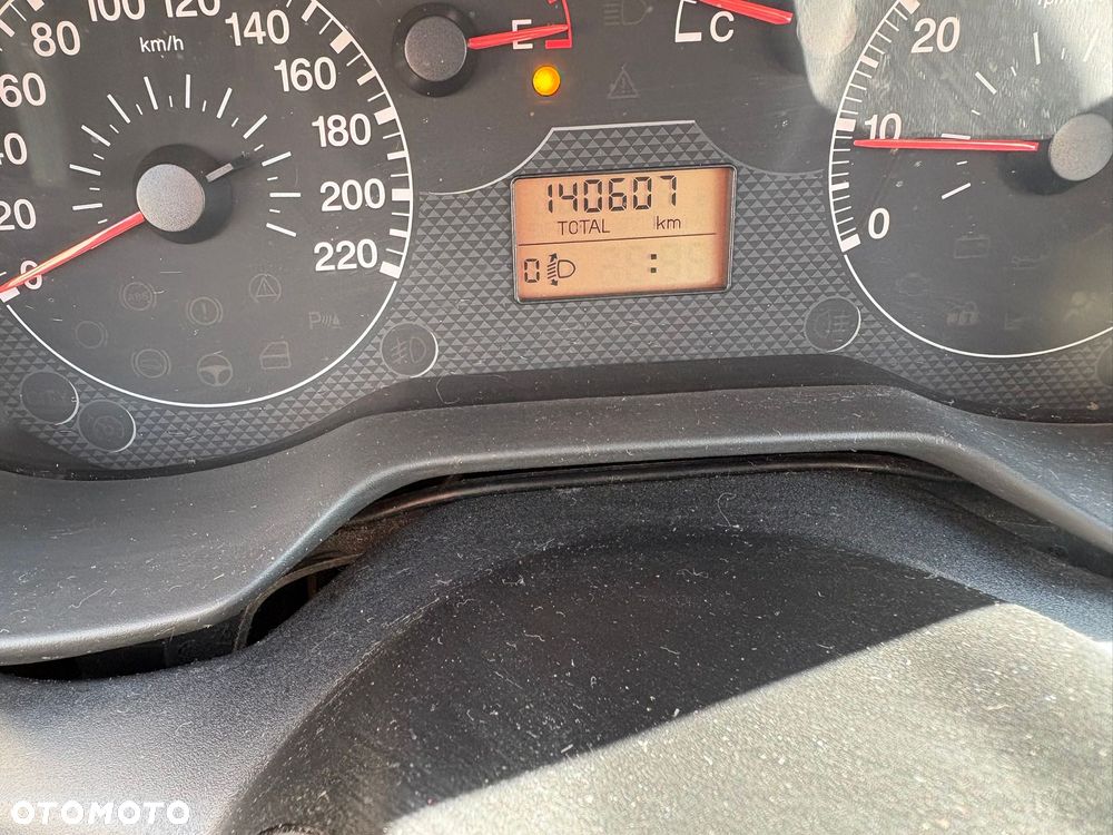 Fiat Punto 1.2 8V - 15