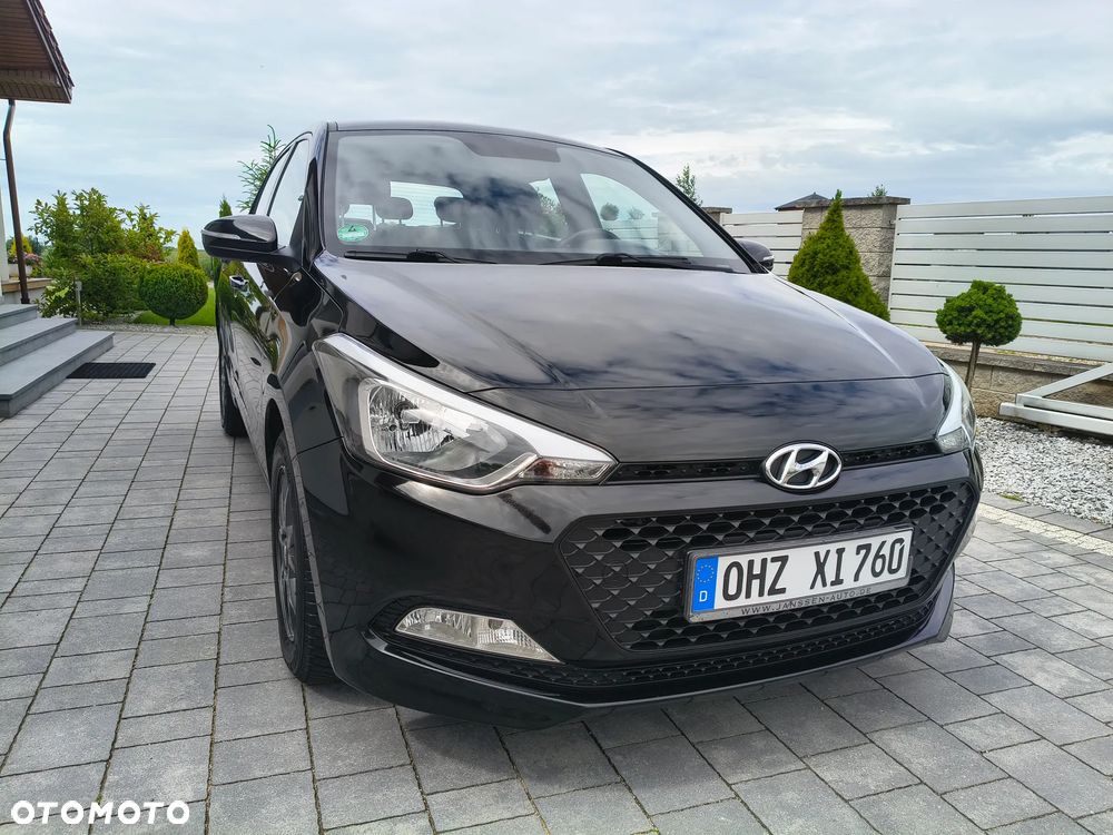 Hyundai i20 blue 1.2 Style - 15