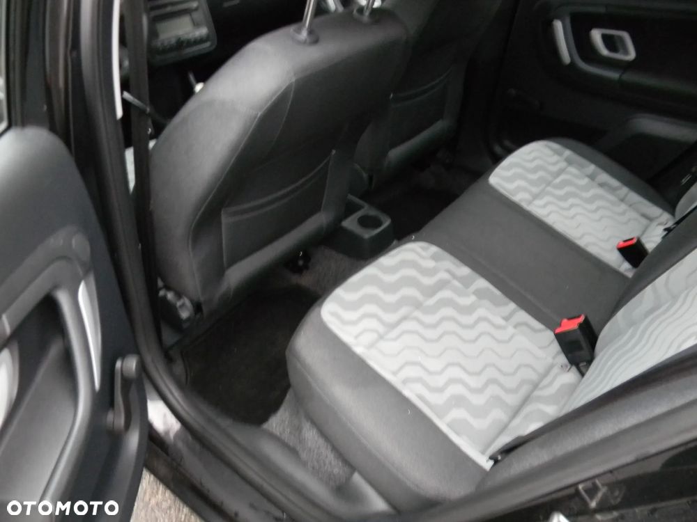 Skoda Fabia 1.2 HTP Elegance - 8