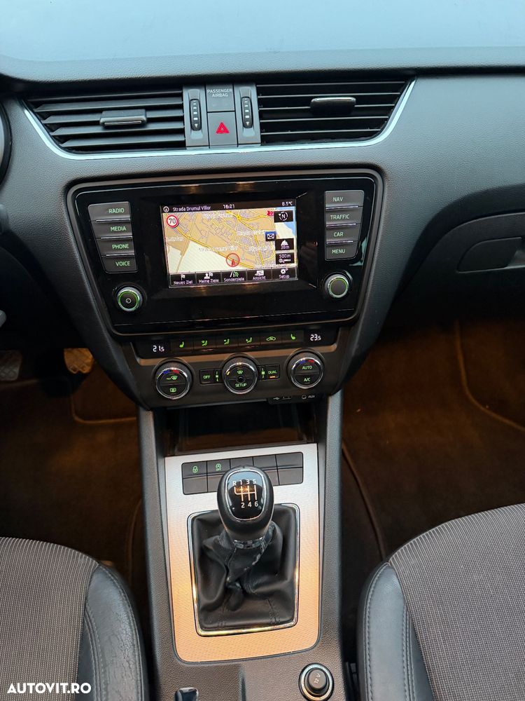 Skoda Octavia - 14