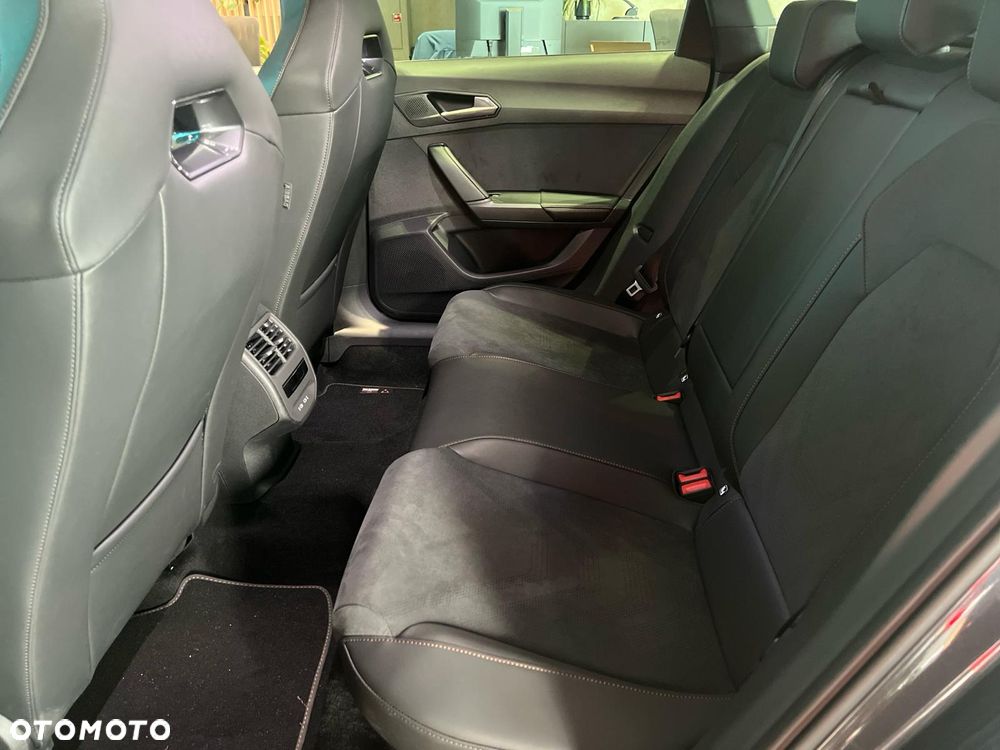 Cupra Leon 1.5 eTSI DSG - 16