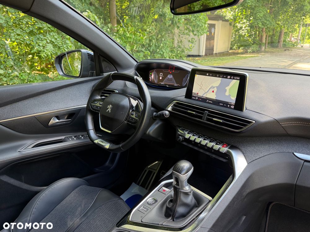 Peugeot 3008 1.2 PureTech GT S&S - 11