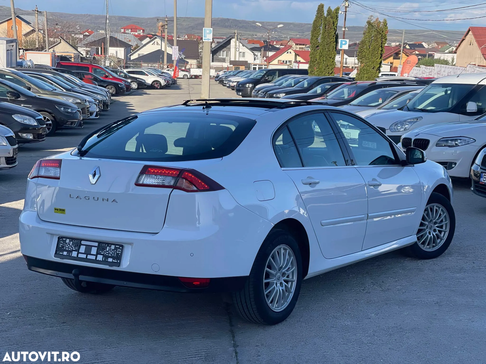 Renault Laguna Grandtour dCi 110 FAP Paris Business - 12