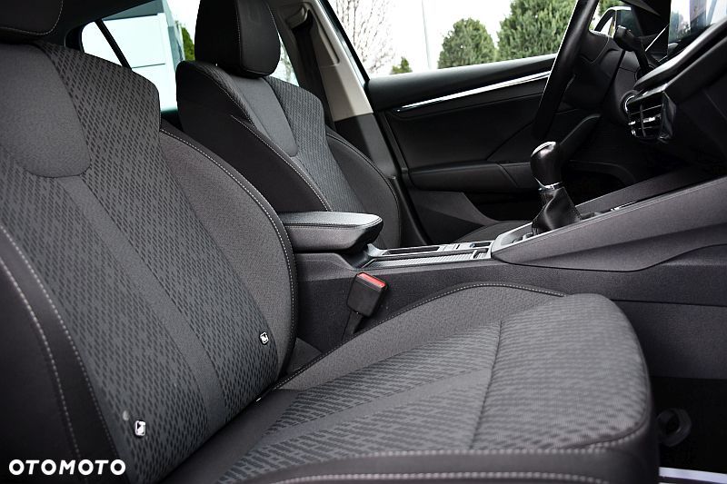 Skoda Octavia 2.0 TDI Style - 23