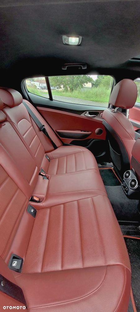 Kia Stinger 2.0 T-GDI GT Line - 20