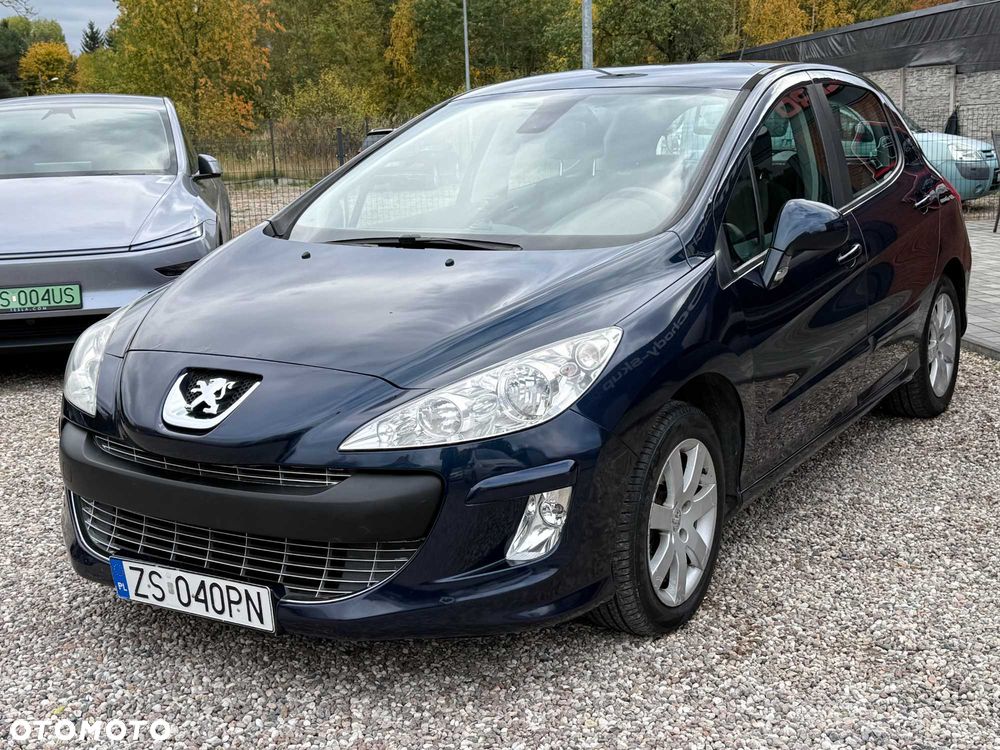 Peugeot 308 - 8