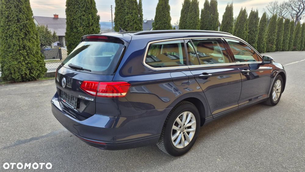 Volkswagen Passat - 6