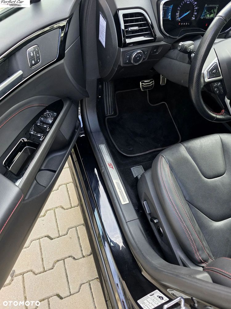 Ford Mondeo SW 2.0 Hybrid ST-Line Plus - 13