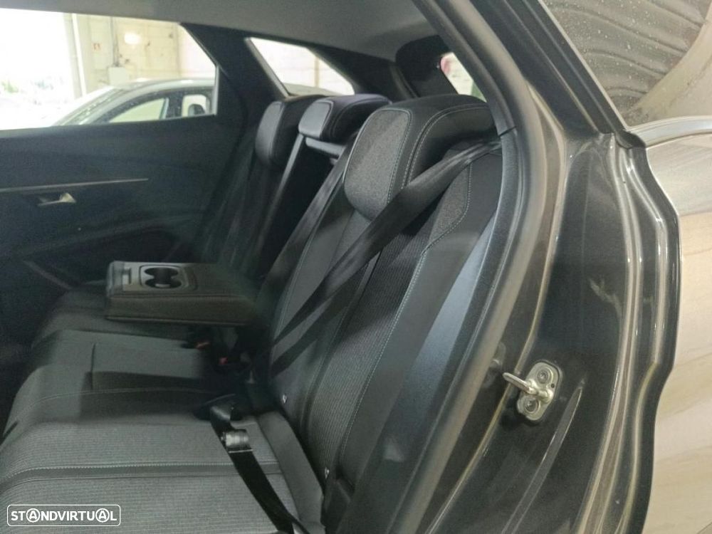 Peugeot 3008 1.6 Hybrid Allure e-EAT8 - 5