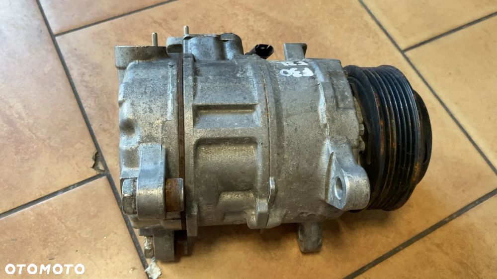 BMW F30 F10 F12 F01 SPRĘŻARKA KLIMATYZACJI N20 N57 9216466 - 2