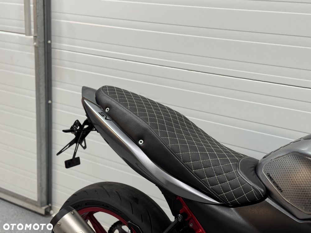 Suzuki SV - 6