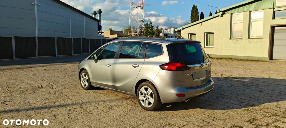 Opel Zafira 2.0 CDTI Enjoy - 2