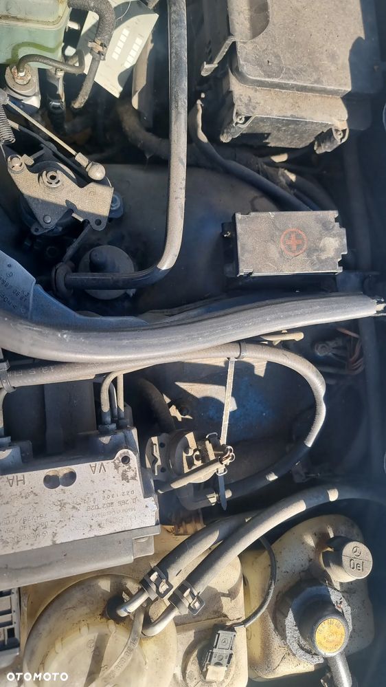 Mercedes-Benz Klasa E 420 T Avantgarde - 40