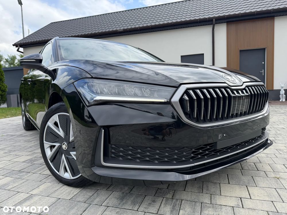 Skoda Superb 2.0 TDI Active DSG - 1
