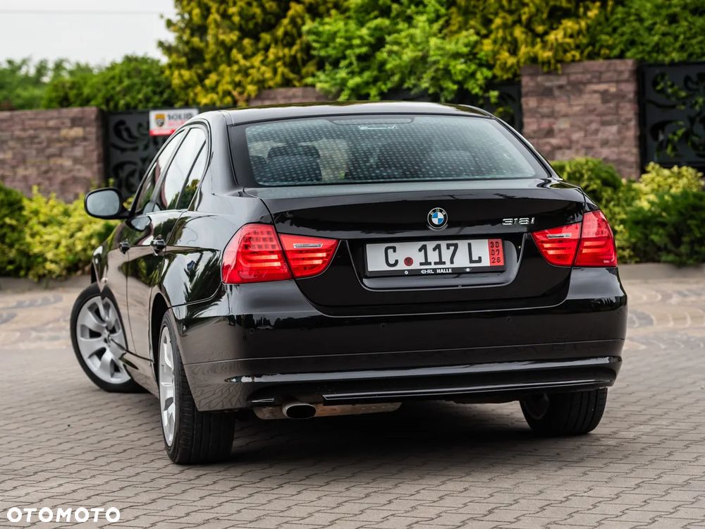 BMW Seria 3 318i Edition Lifestyle - 10
