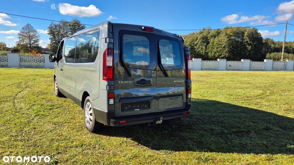 Renault Trafic Grand 2.0 dCi EDC - 5