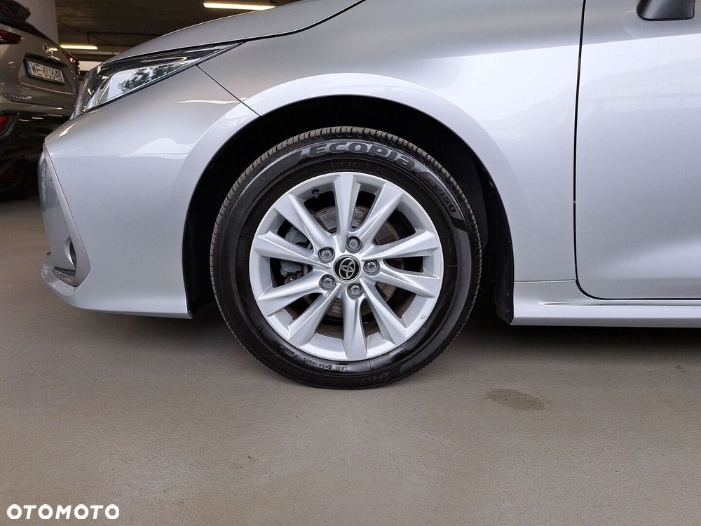 Toyota Corolla 1.8 Hybrid Comfort - 32