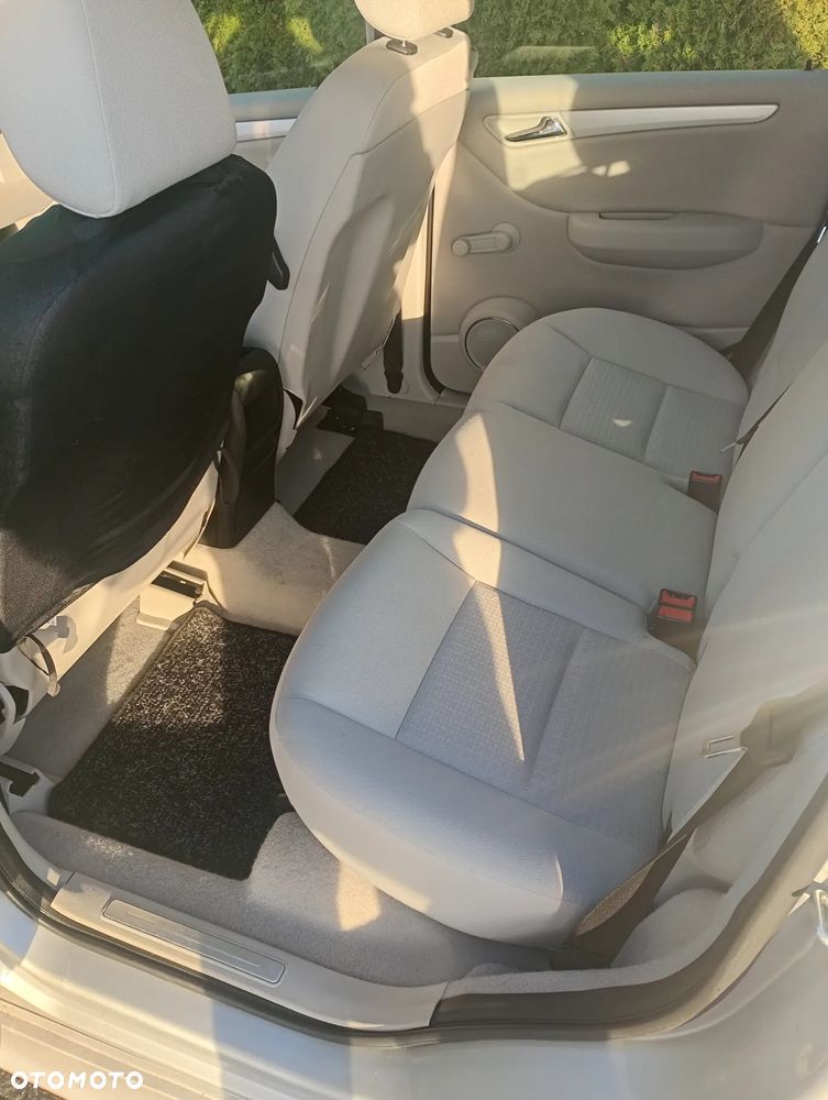 Mercedes-Benz Klasa B - 13