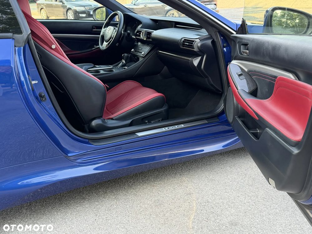 Lexus RC F Carbon - 18
