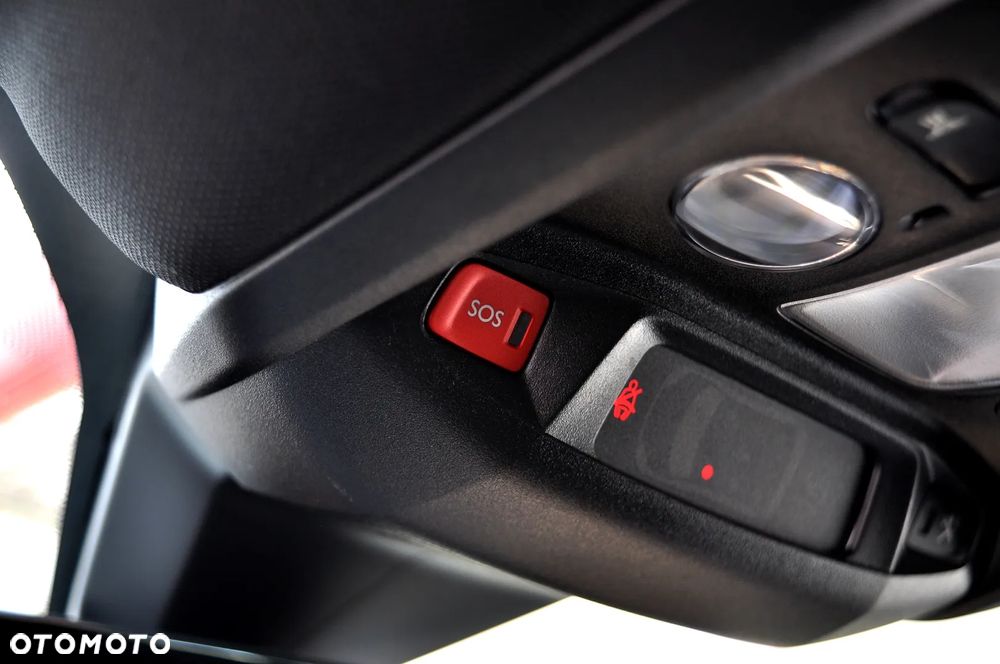 Peugeot 5008 1.5 BlueHDi GT S&S EAT8 - 32