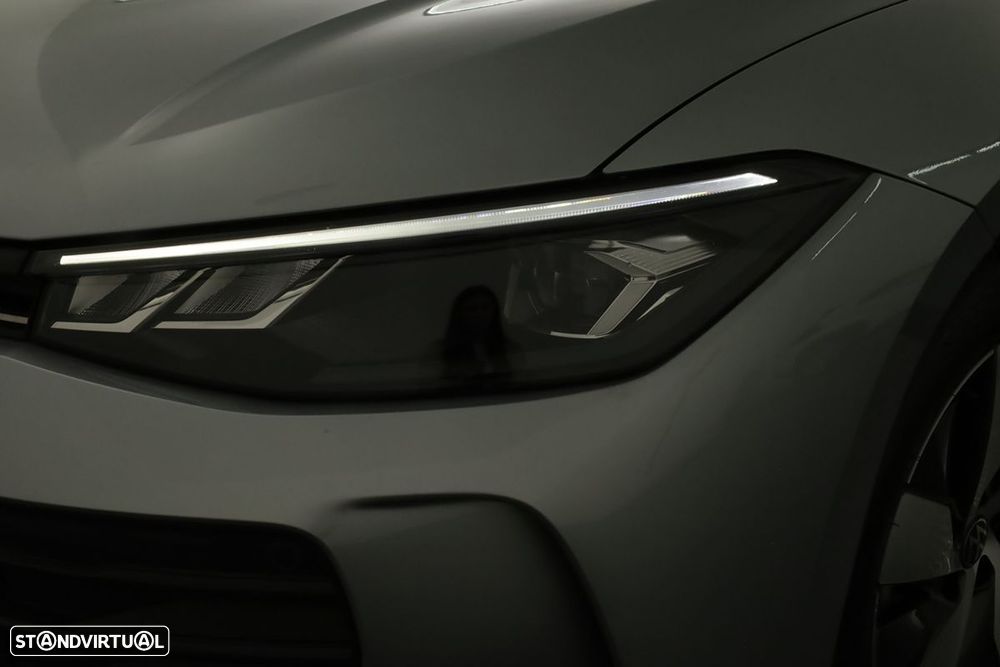 VW Passat Variant 1.5 TSI eHybrid DSG - 6