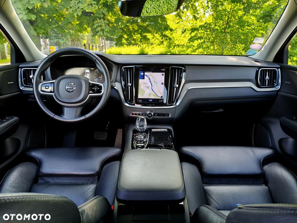 Volvo V60 T8 AWD Twin Engine Geartronic Inscription - 34