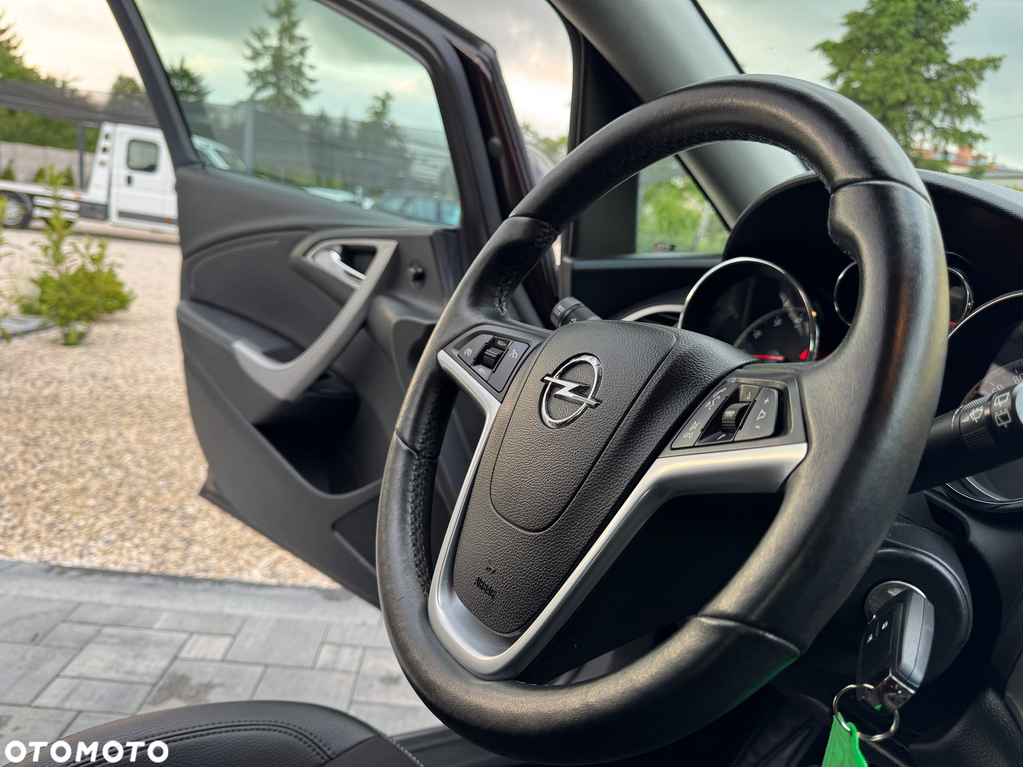 Opel Astra 1.4 Turbo Color Edition - 40