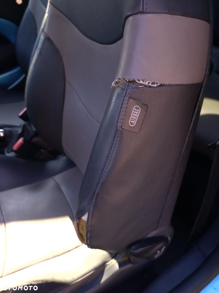 MINI Cooper S Sidewalk - 12