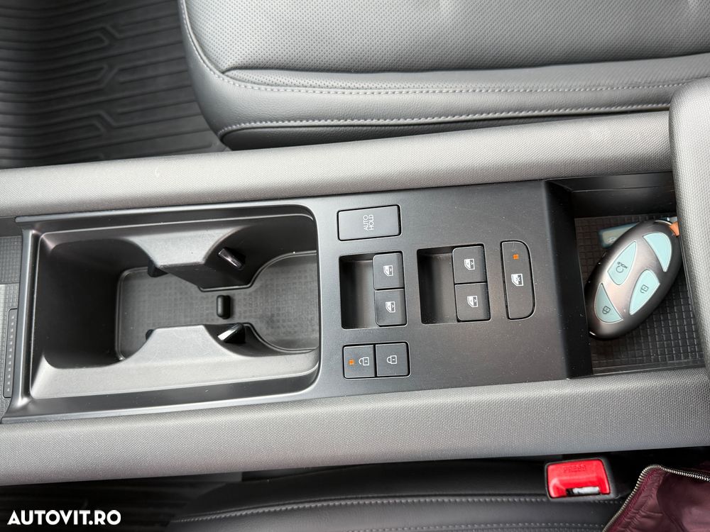 Hyundai IONIQ 6 - 11
