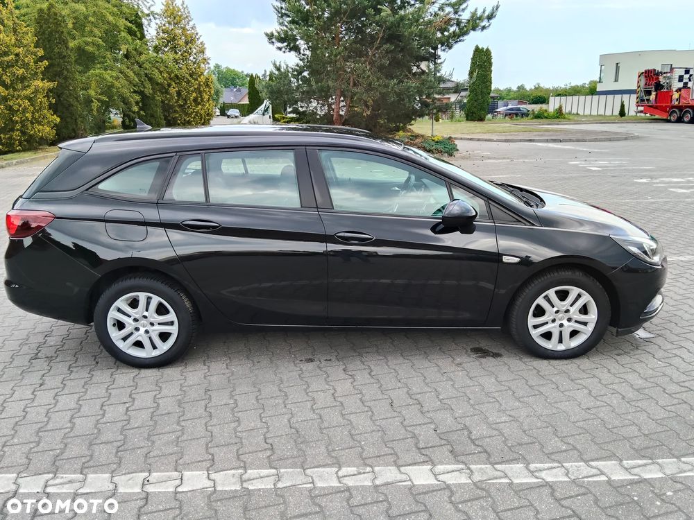 Opel Astra 1.6 CDTI Enjoy - 6