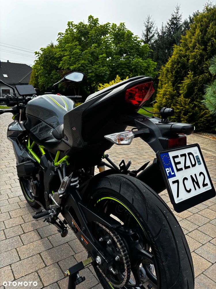 Kawasaki Z - 5