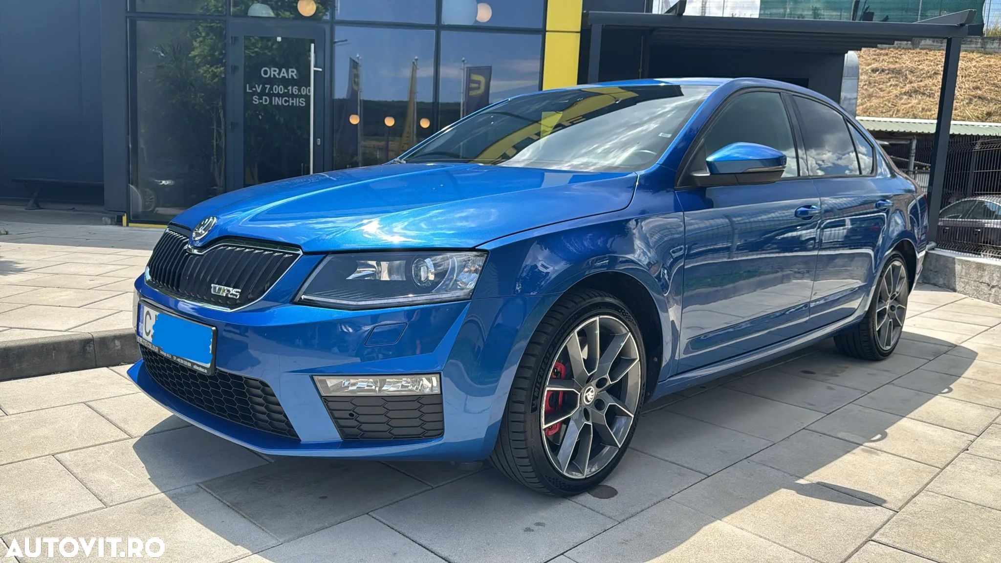 Skoda Octavia 2.0 TDI DSG RS - 1