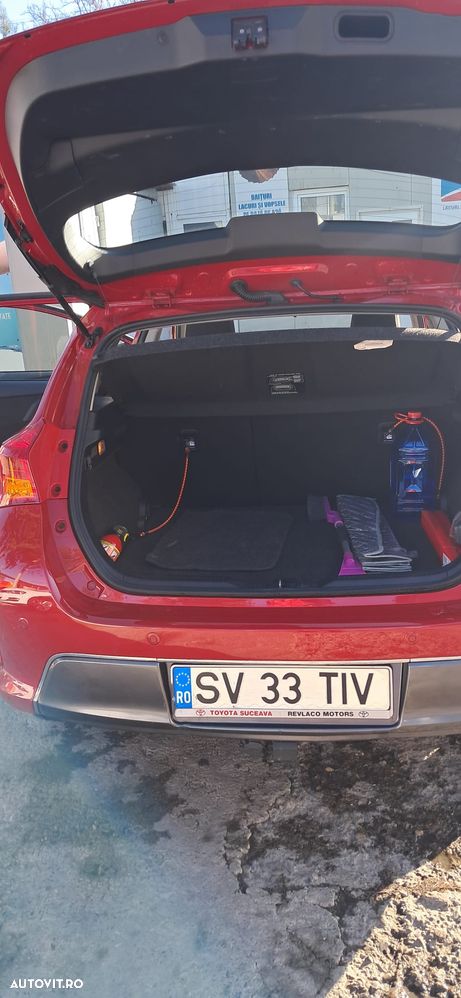 Toyota Auris - 1