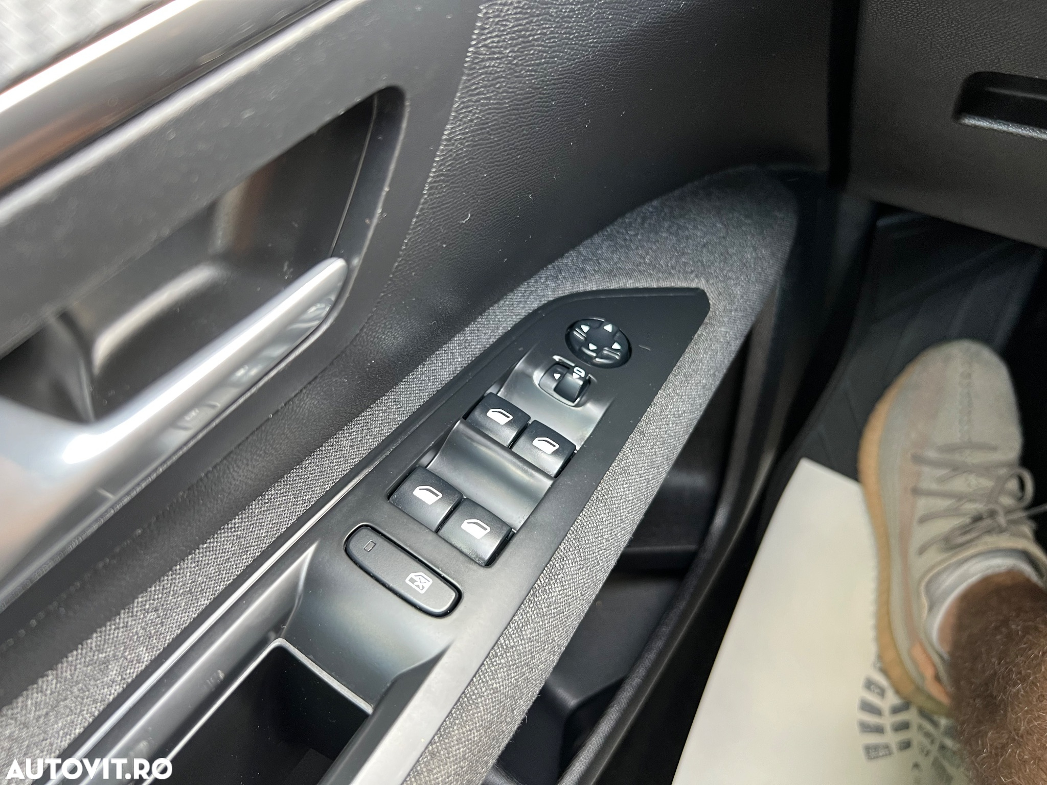 Peugeot 5008 1.5 BlueHDI s&s Active - 26