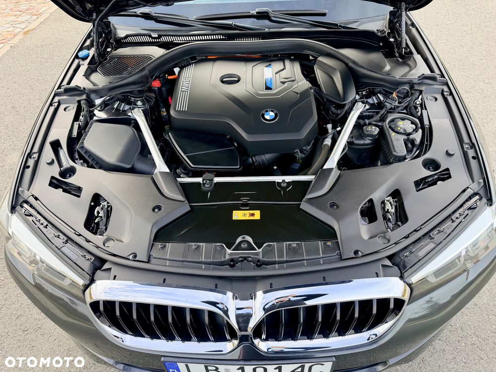 BMW Seria 5 530e Luxury Line - 18