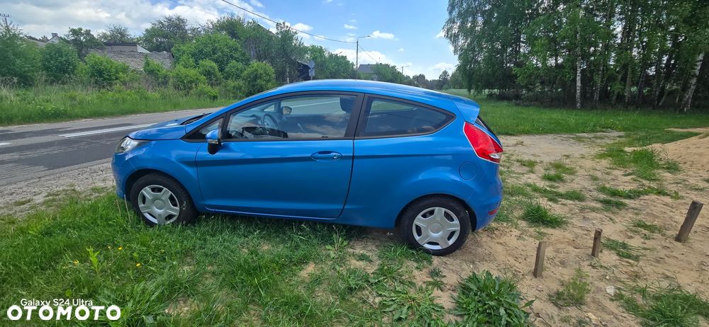 Ford Fiesta 1.25 Champions Edition - 4
