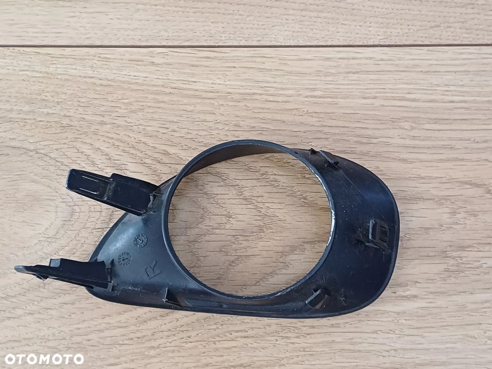 TOYOTA YARIS II 06-08 KRATKA HALOGENU PRAWA ORYGINAŁ 81481-0D020 WYSYŁKA 24H - 2