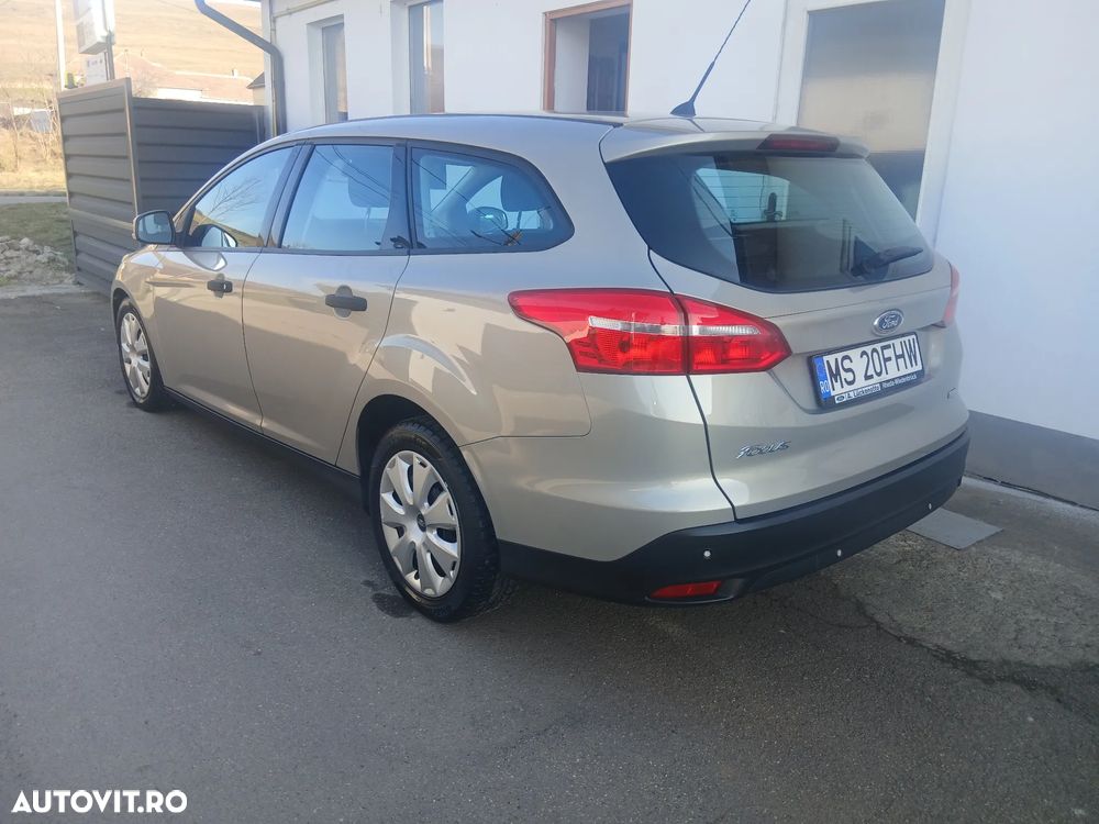 Ford Focus - 6