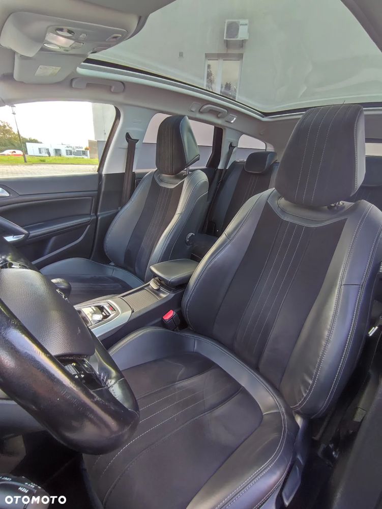 Peugeot 308 2.0 Blue HDi Allure S&S - 25