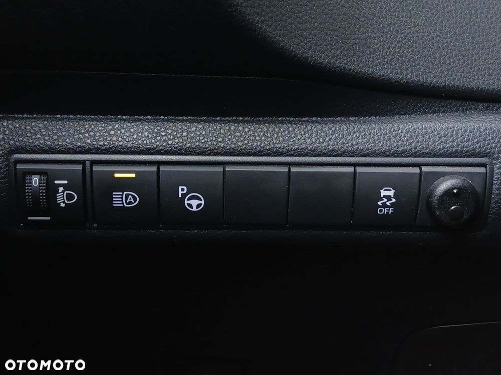 Toyota Corolla 2.0 Hybrid GR Sport - 35