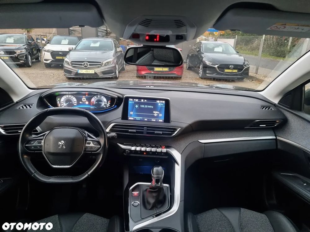 Peugeot 3008 1.2 PureTech Allure S&S - 15