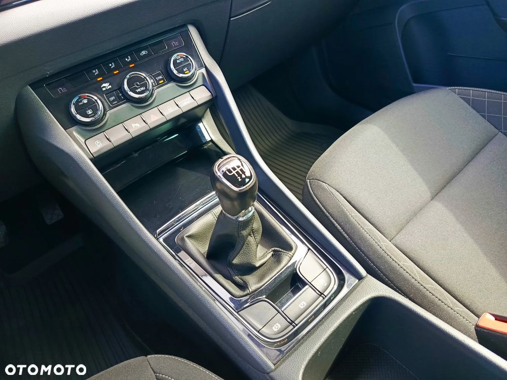 Skoda Karoq 1.5 TSI ACT 4x2 Ambition - 18