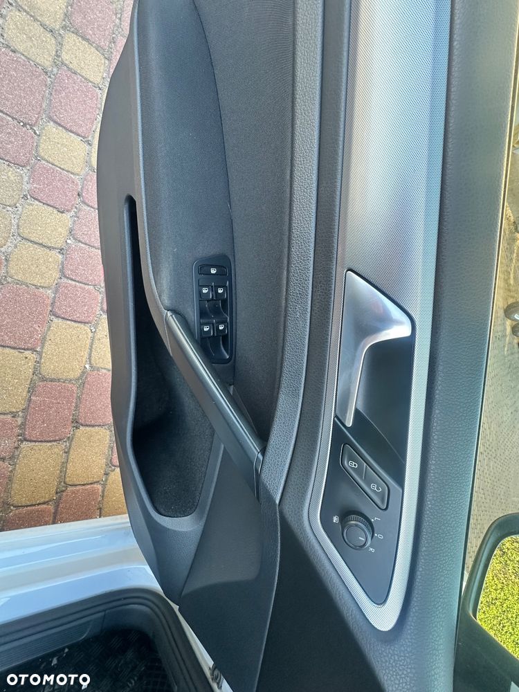 Volkswagen Golf 1.6 TDI BMT Comfortline - 8