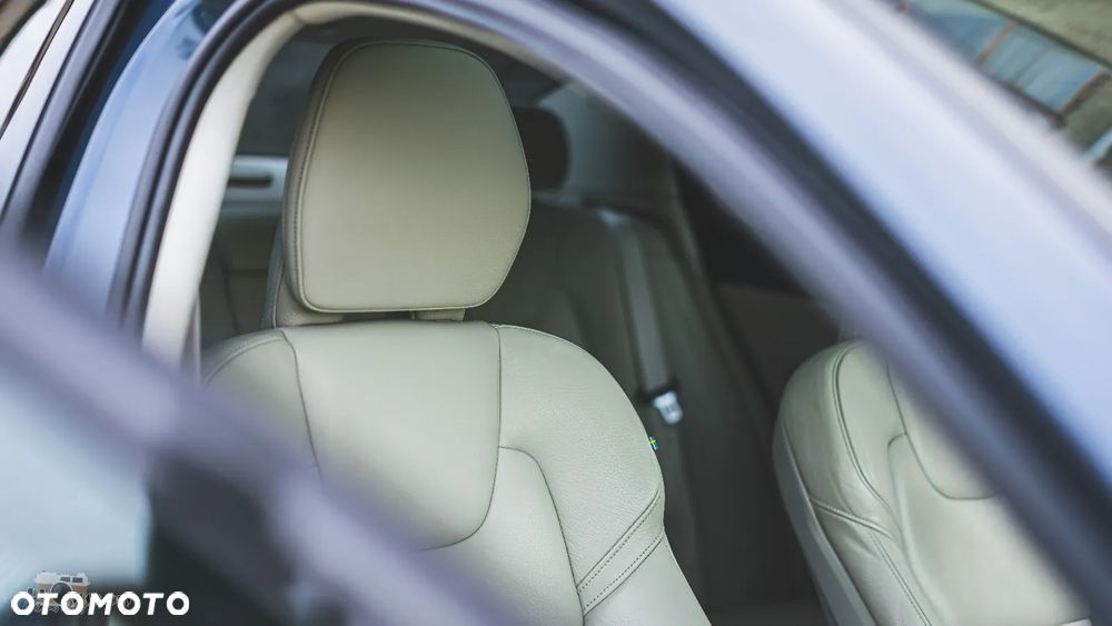 Volvo S60 - 17