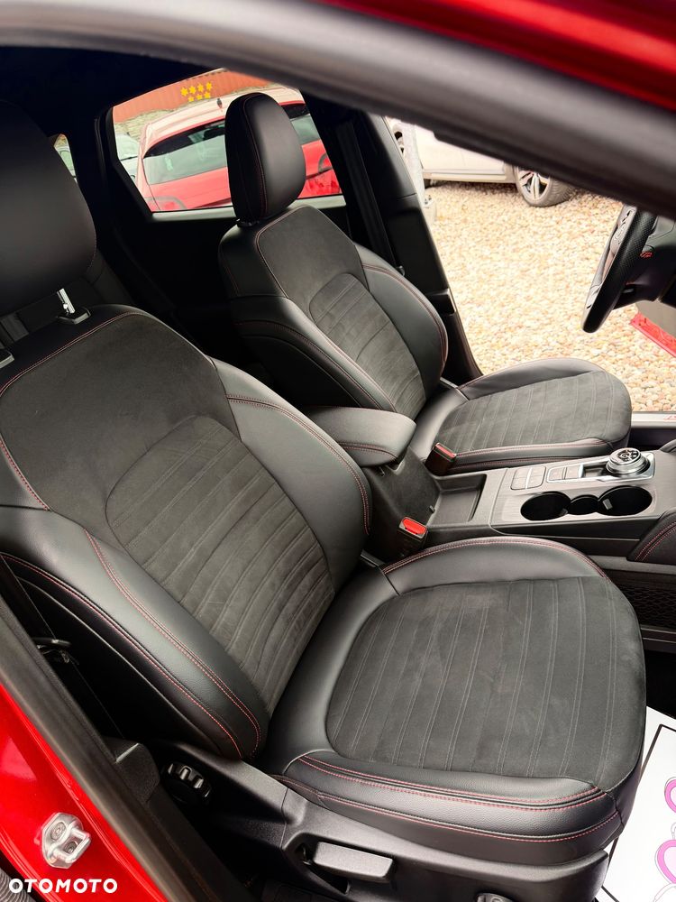 Ford Kuga 2.5P PHEV FWD ST-Line X - 10