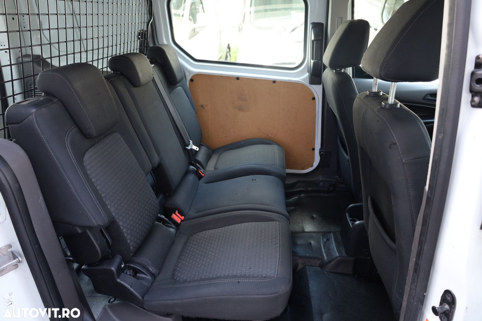 Ford Transit Connect 5 locuri  1.5 tdci - 14