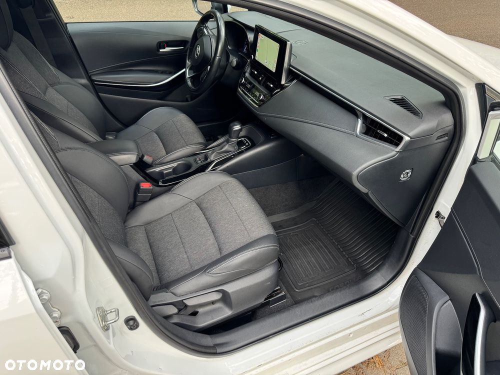 Toyota Corolla - 14